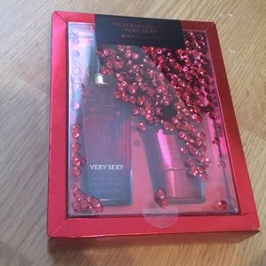 Victoria Secret Very Sexy mist and lotion